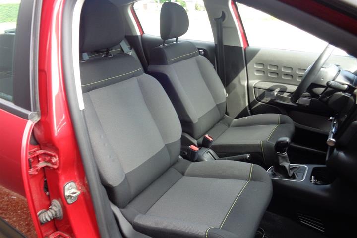 Rød Citroën C3 fra 2023