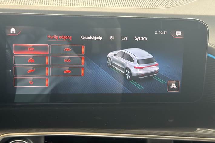 Sort Mercedes EQC 400 fra 2021