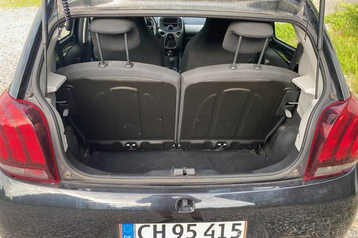 Sort Peugeot 108 fra 2017