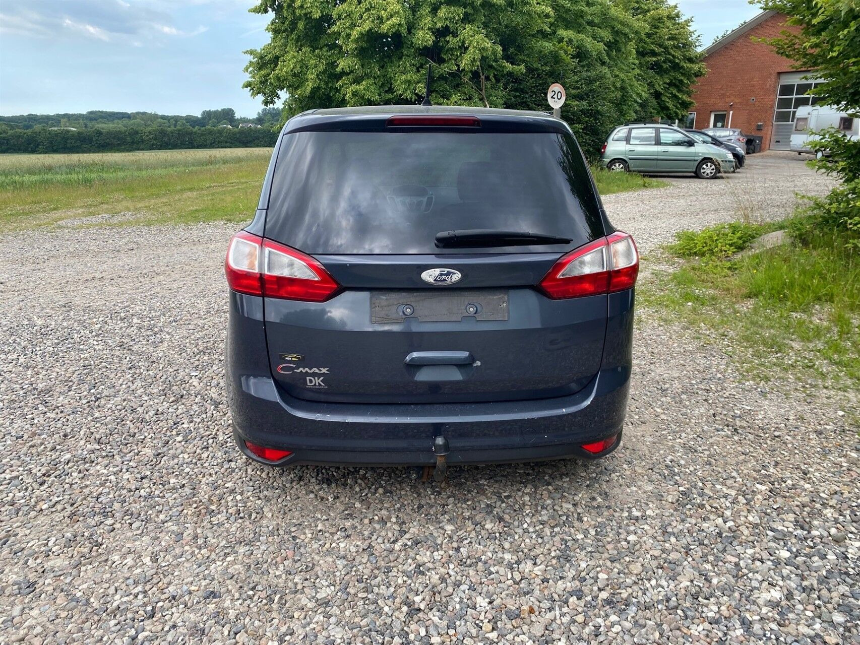 Grå Ford Grand C-Max fra 2011