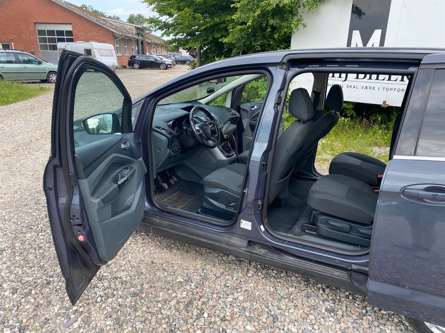 Grå Ford Grand C-Max fra 2011