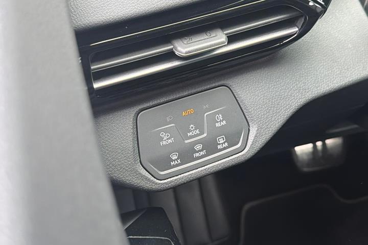 Sort VW ID.4 fra 2023