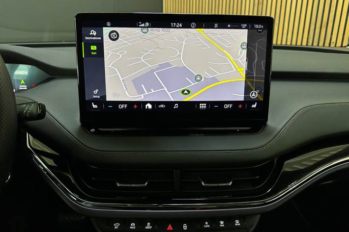 Sølv Skoda Enyaq fra 2021