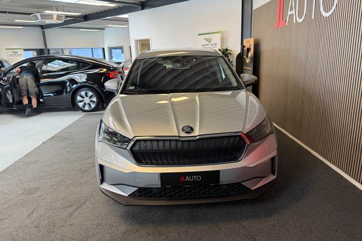 Sølv Skoda Enyaq fra 2022