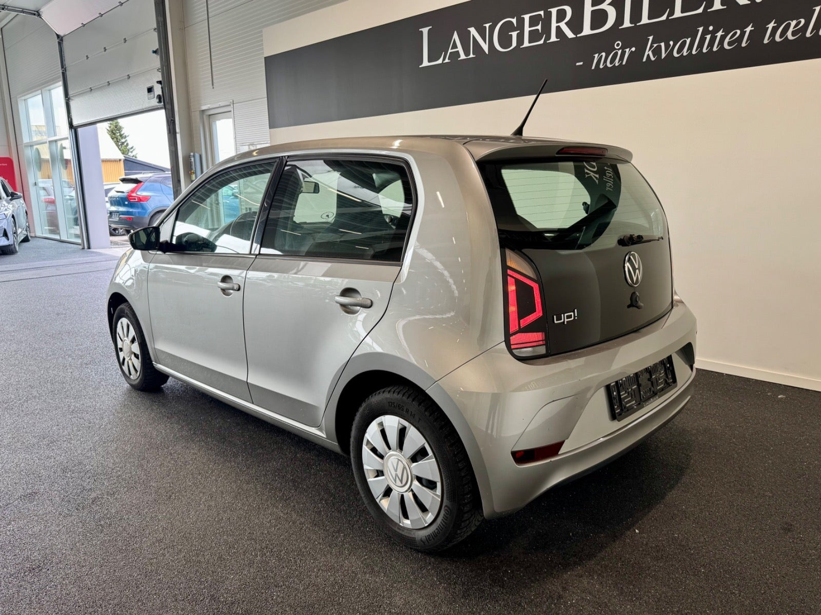 Grå VW UP! fra 2022