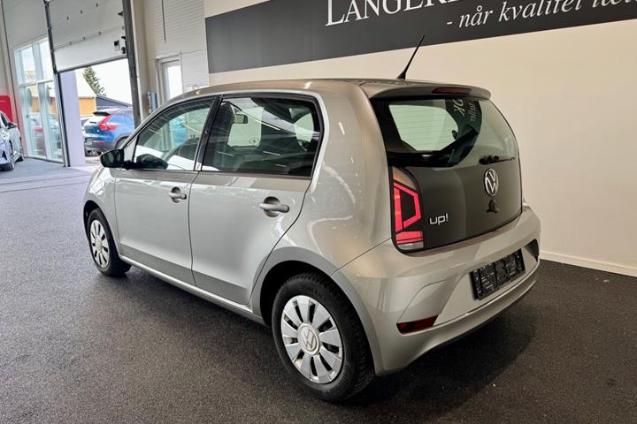 Grå VW UP! fra 2022