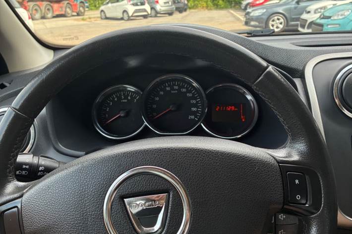 undefined Dacia Sandero Stepway fra 2016