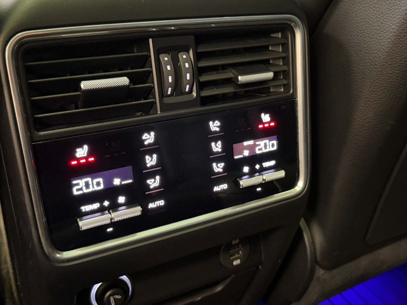 Sort Porsche Cayenne S fra 2018