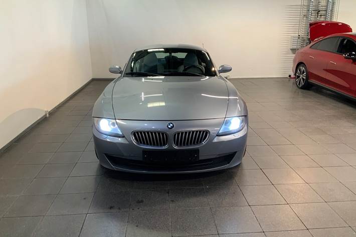 Grå BMW Z4 fra 2007