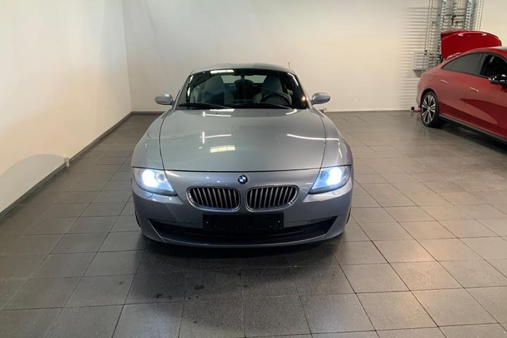 Grå BMW Z4 fra 2007
