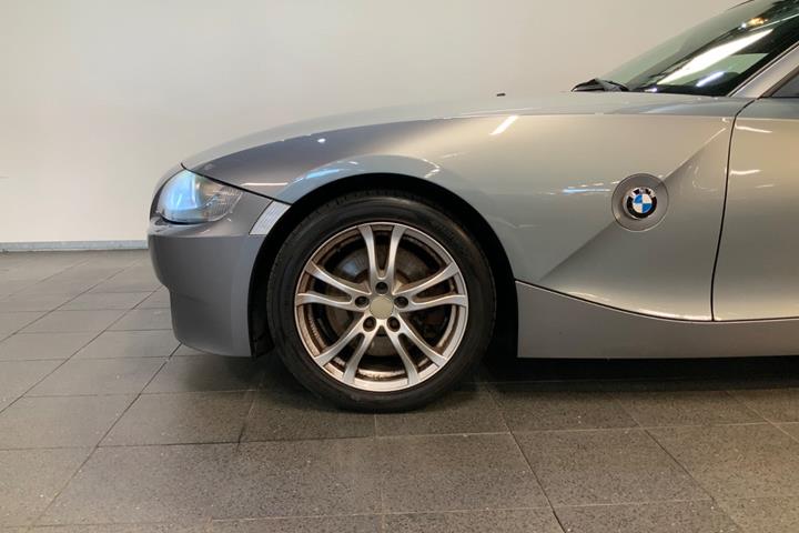 Grå BMW Z4 fra 2007