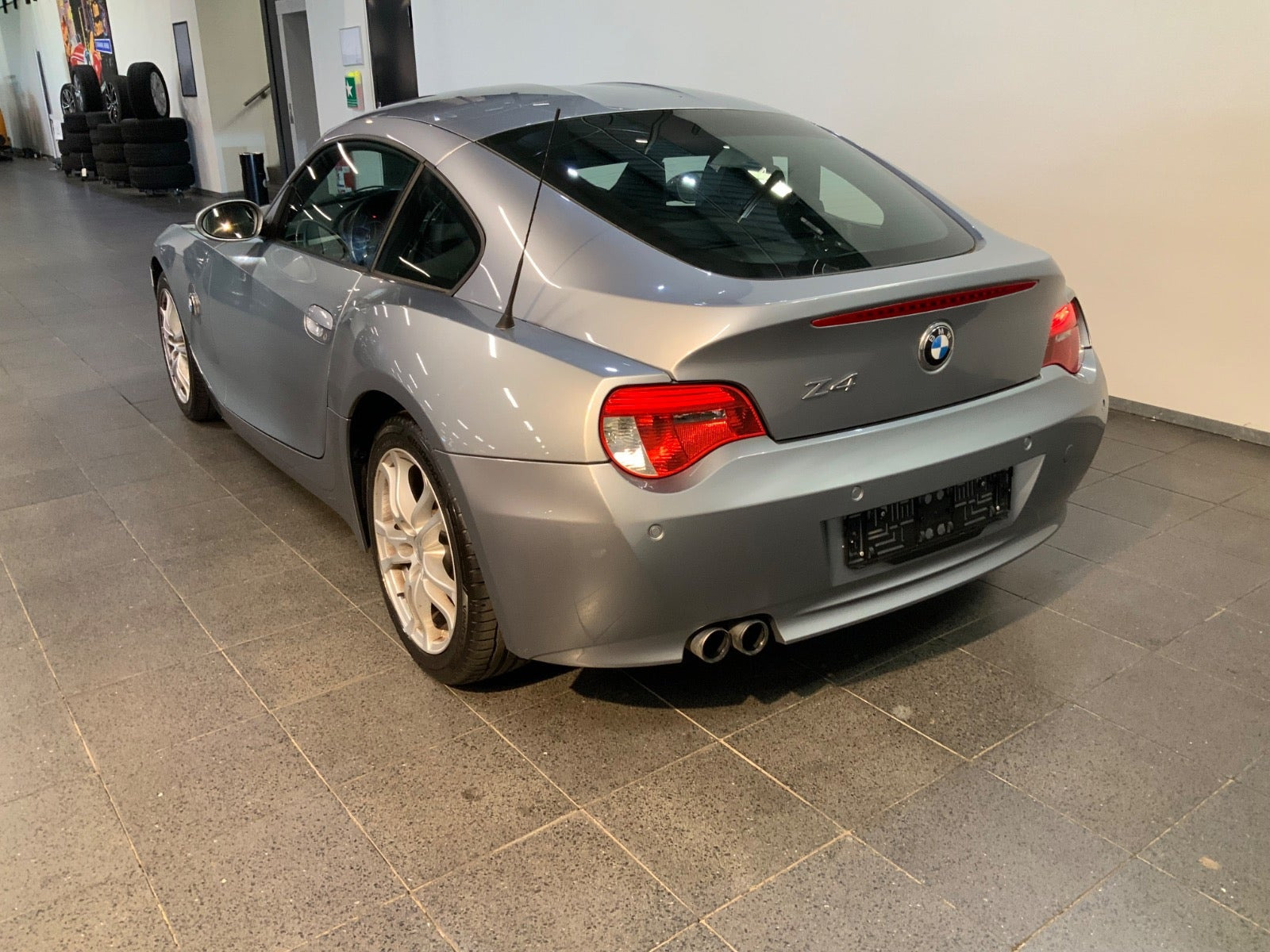 Grå BMW Z4 fra 2007