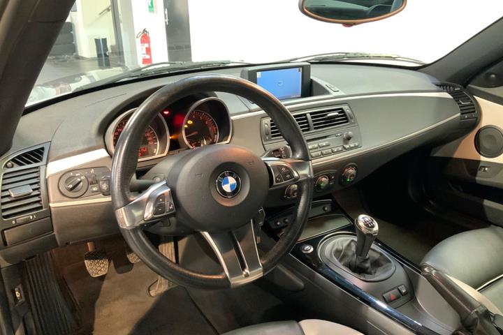 Grå BMW Z4 fra 2007