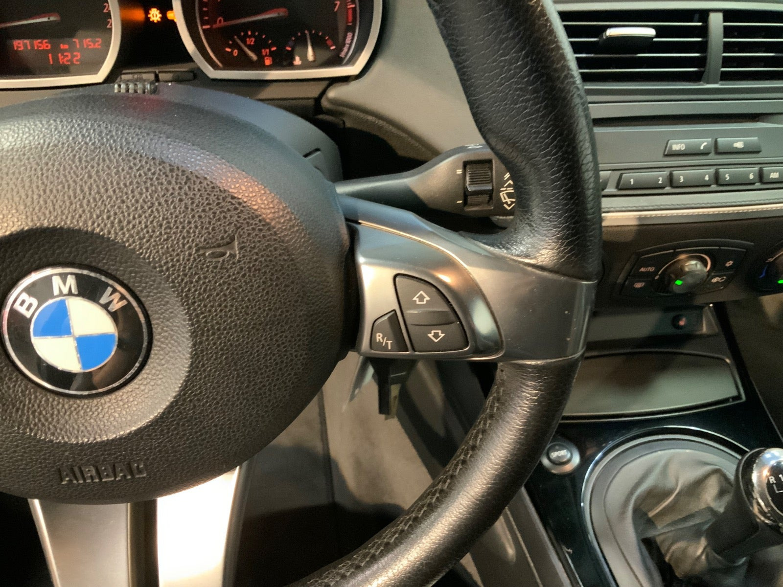 Grå BMW Z4 fra 2007