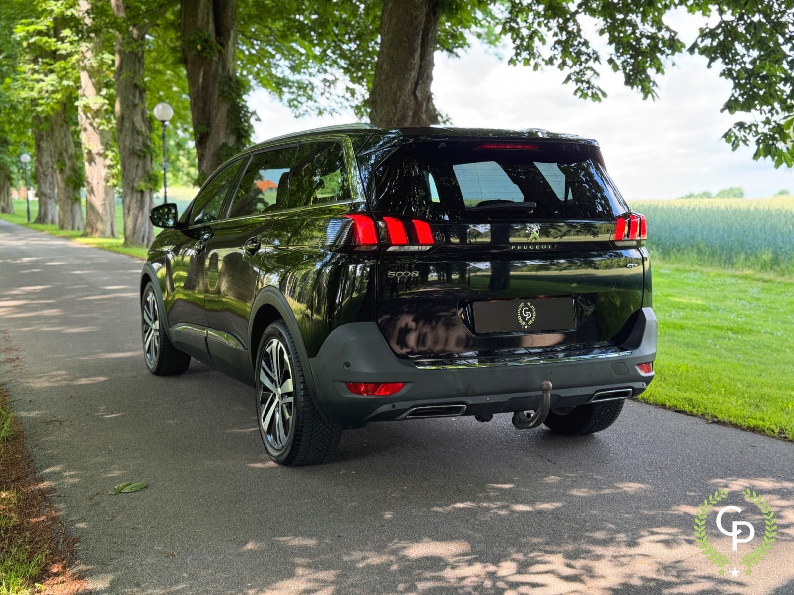 Sort Peugeot 5008 fra 2017