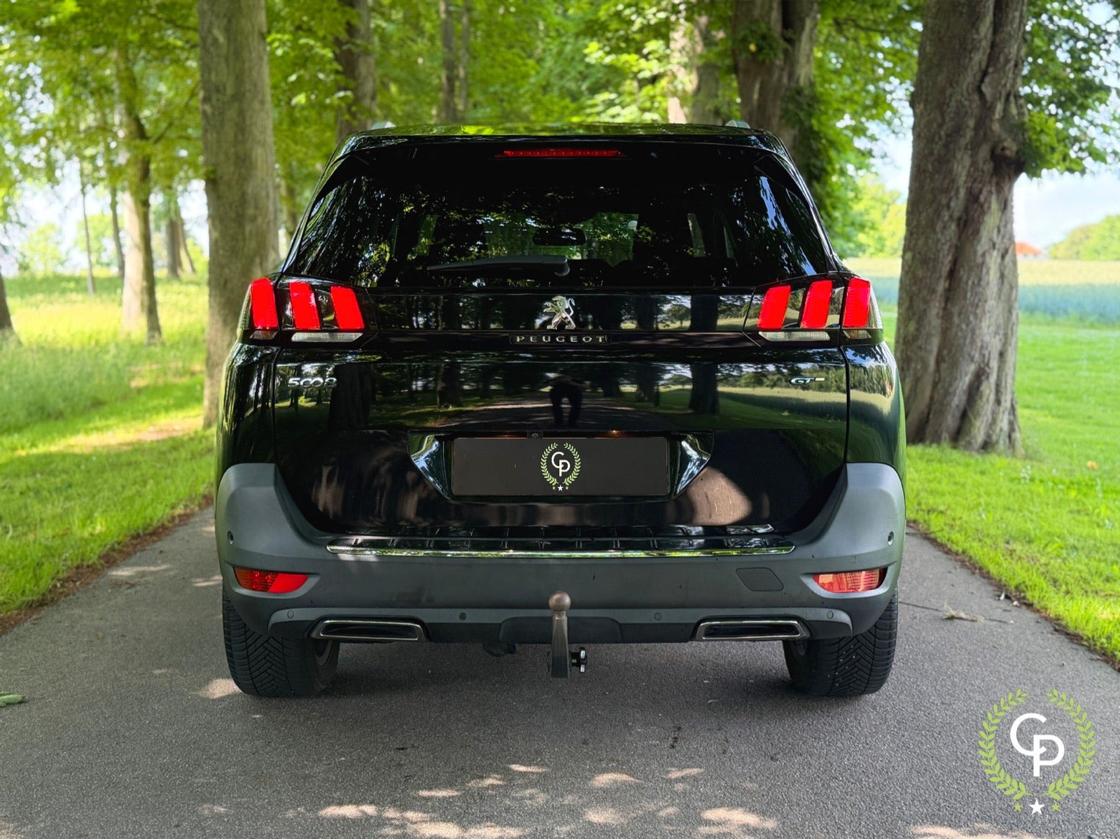 Sort Peugeot 5008 fra 2017