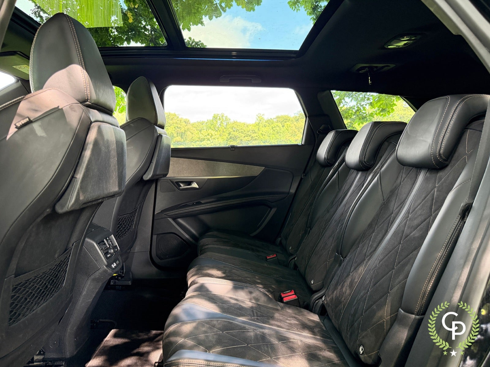 Sort Peugeot 5008 fra 2017