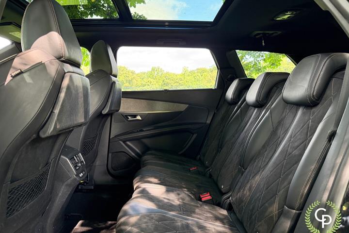 Sort Peugeot 5008 fra 2017