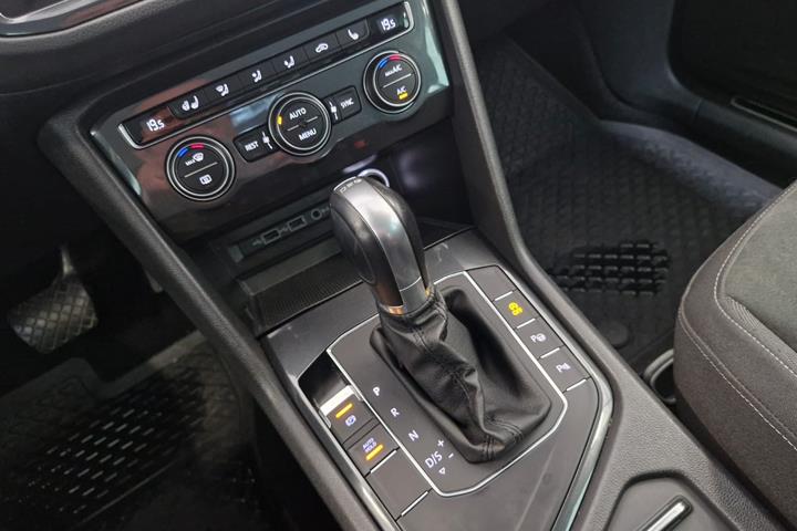Sort VW Tiguan fra 2019