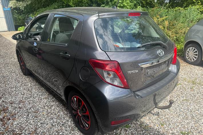 undefined Toyota Yaris fra 2012
