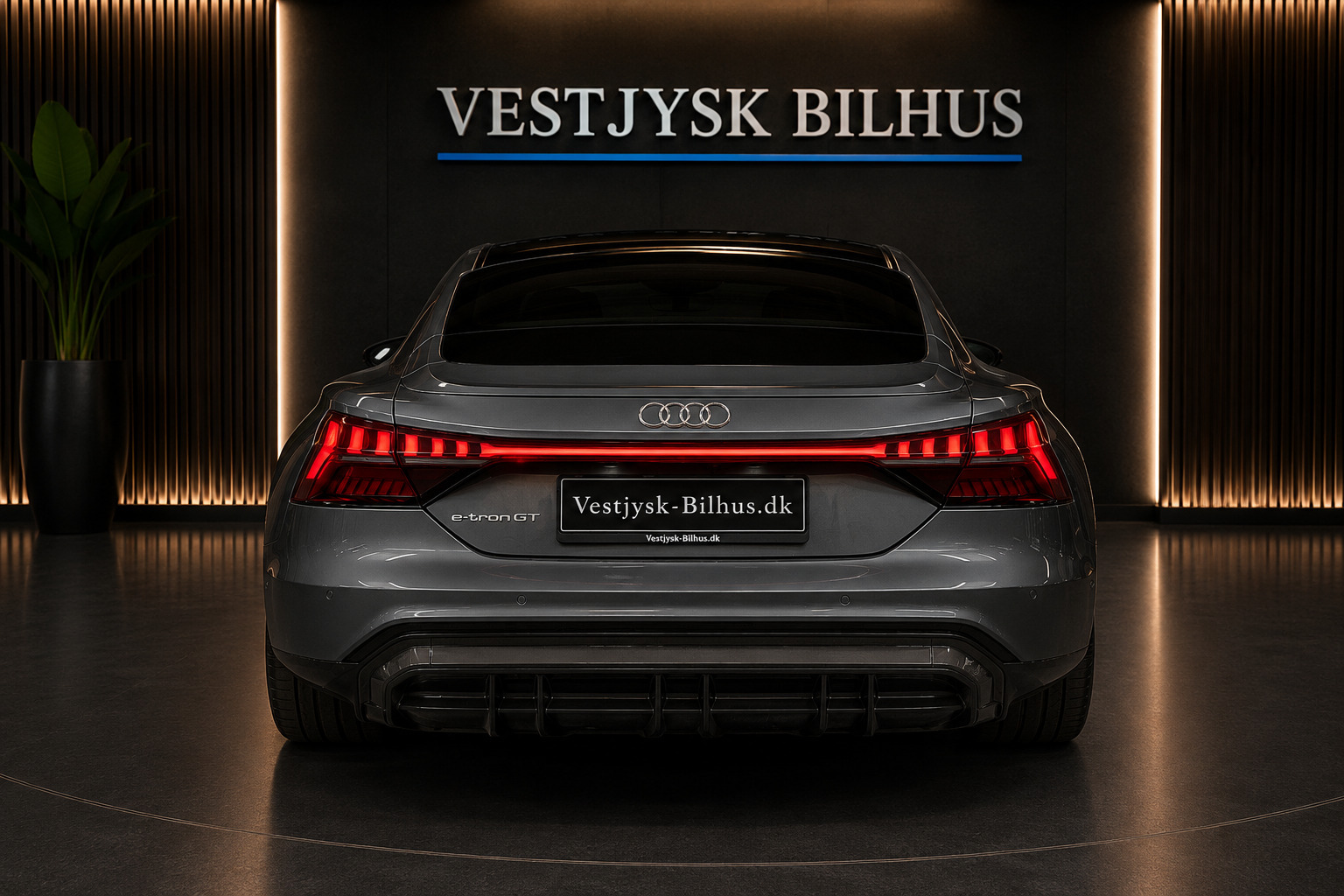 Grå Audi e-tron GT fra 2022