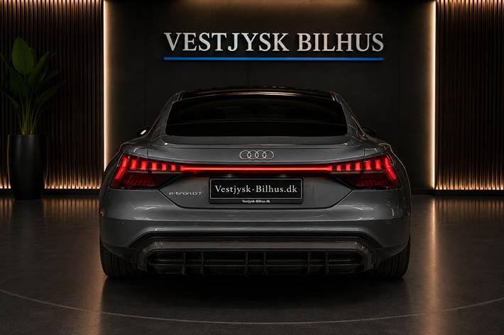 Grå Audi e-tron GT fra 2022