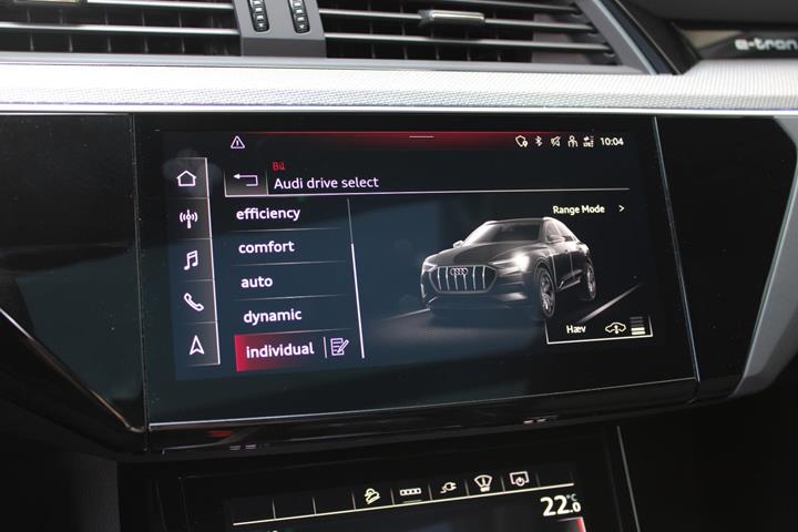 Sort Audi e-tron fra 2023