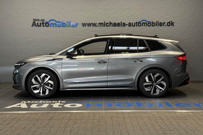 Grå Skoda Enyaq fra 2025