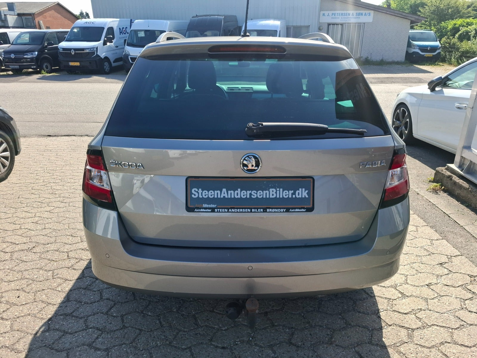 Orange Skoda Fabia fra 2017