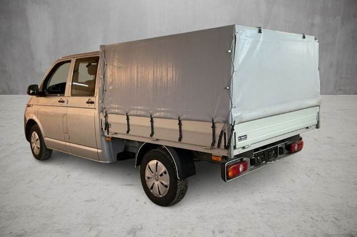 Sølv VW Transporter fra 2024