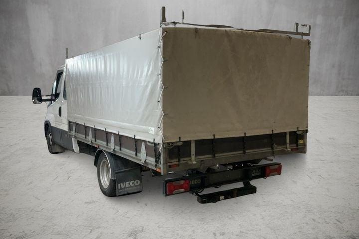 Hvid Iveco Daily fra 2021