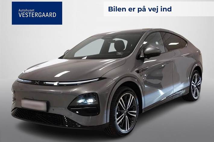Grå Xpeng G6 fra 2025