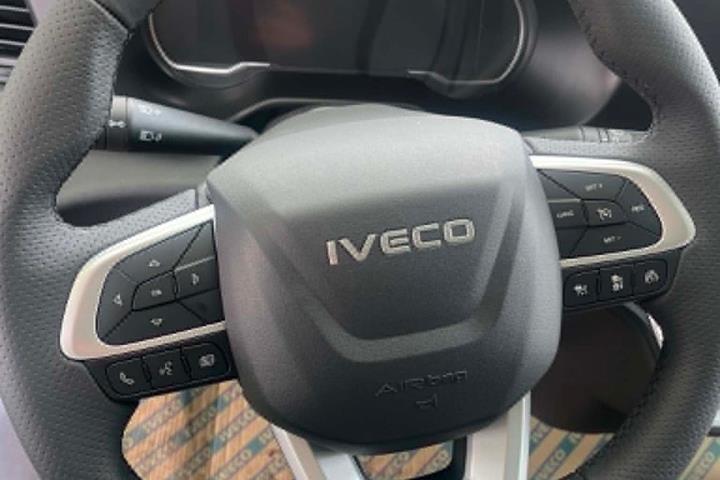 Hvid Iveco Daily fra 2026
