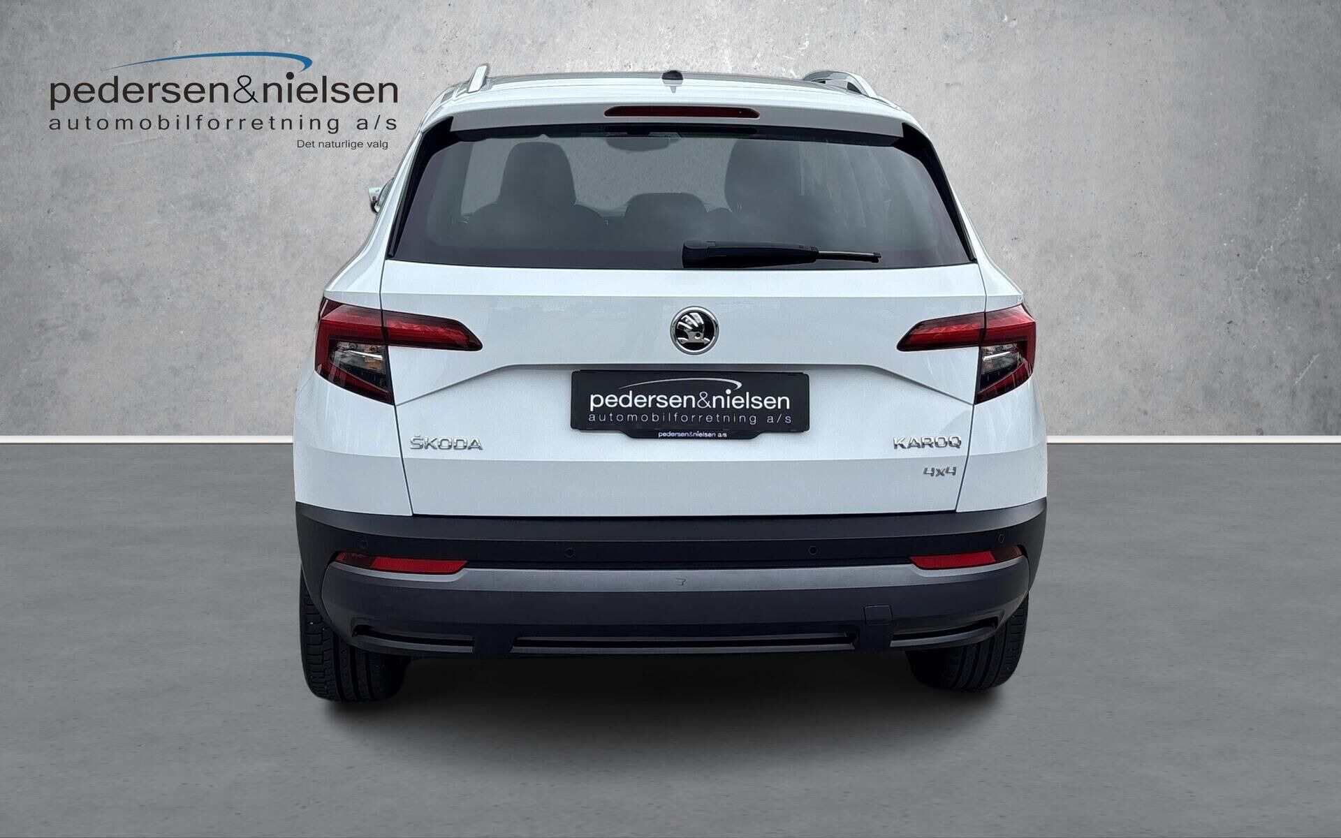Hvid Skoda Karoq fra 2018