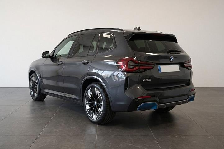 Sort BMW iX3 fra 2022