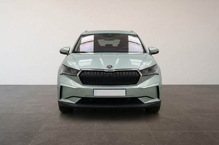 Sølv Skoda Enyaq fra 2021