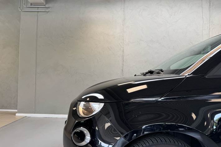 Sort Fiat 500e fra 2023