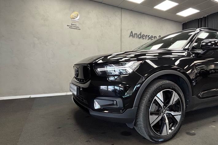 Sort Volvo XC40 fra 2021
