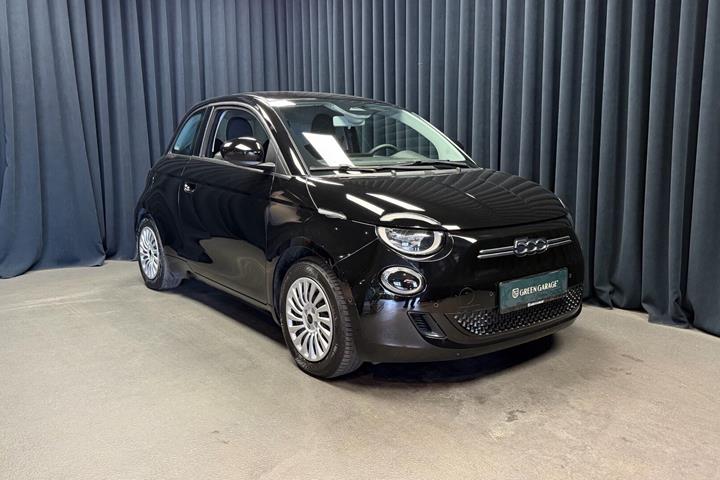 Sort Fiat 500e fra 2023
