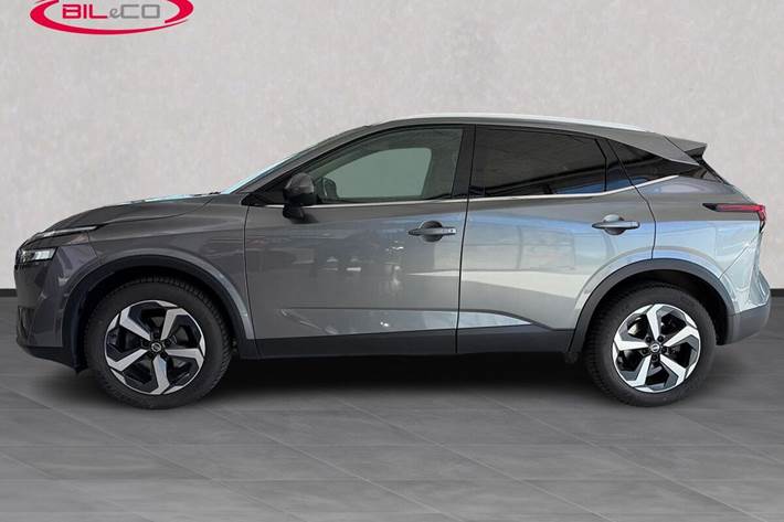 Grå Nissan Qashqai fra 2021
