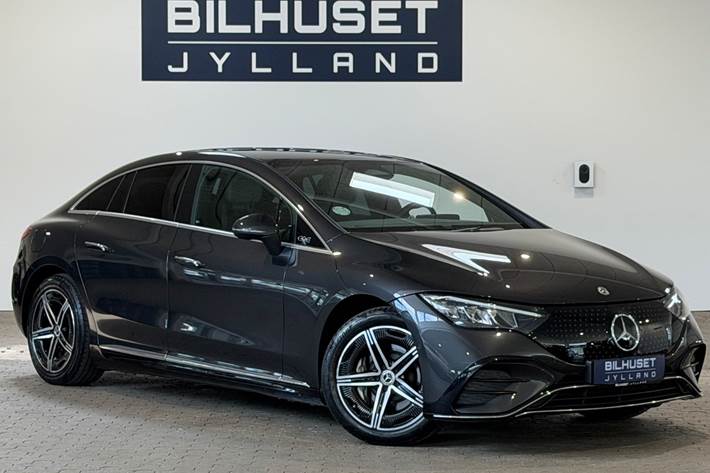 Grå Mercedes EQE350 fra 2024