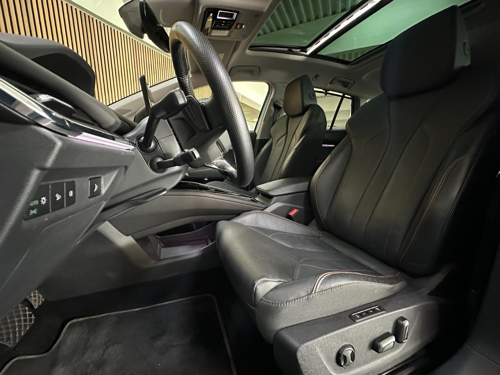 Sølv Skoda Enyaq fra 2022