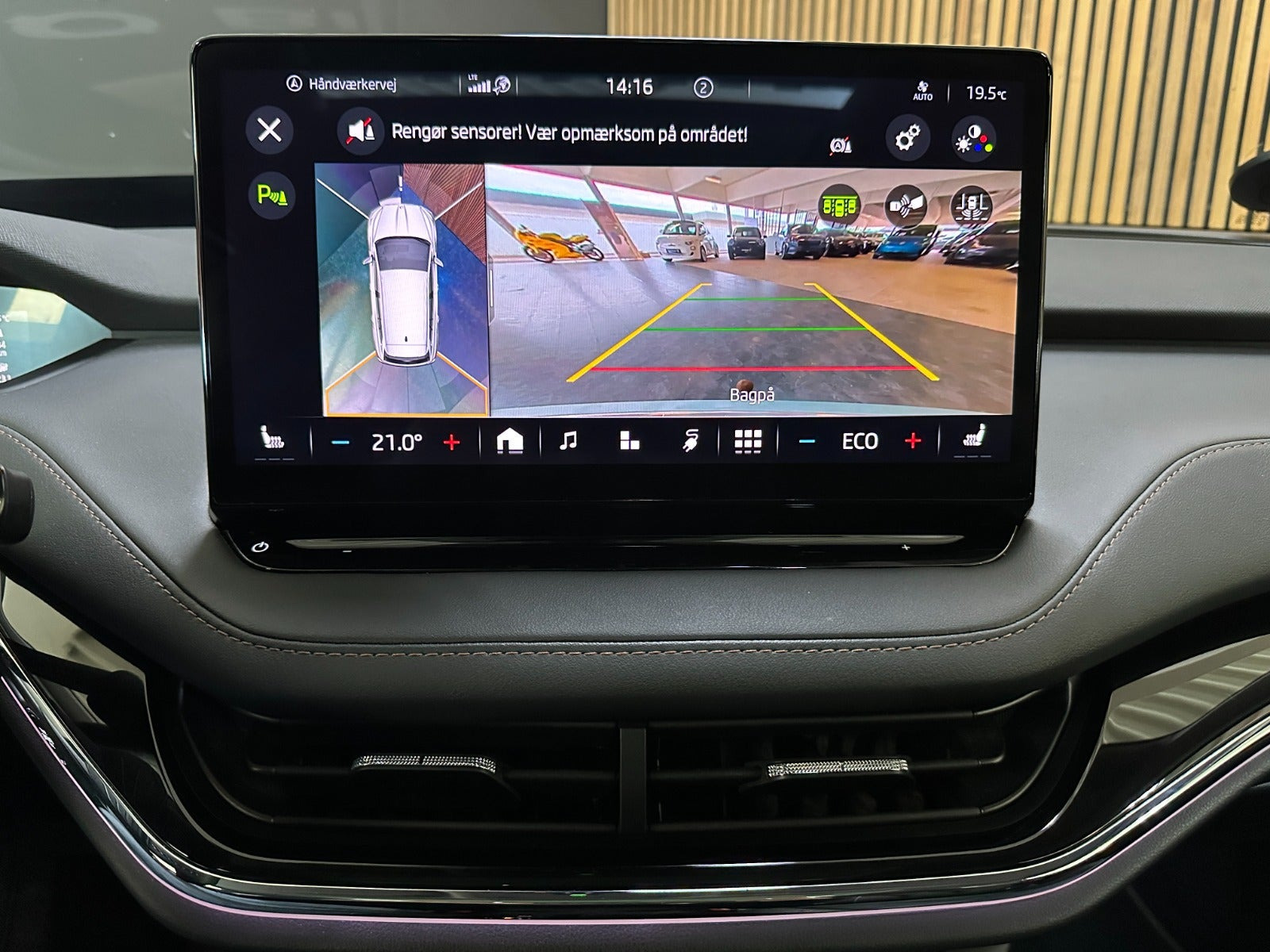Sølv Skoda Enyaq fra 2022