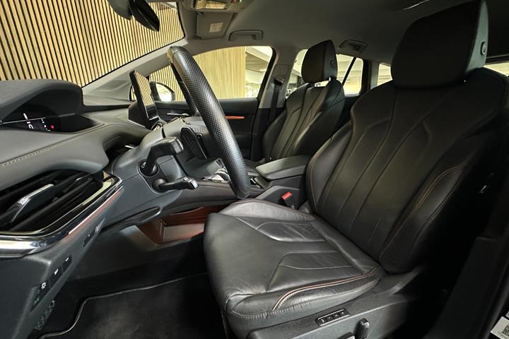 Sort Skoda Enyaq fra 2021