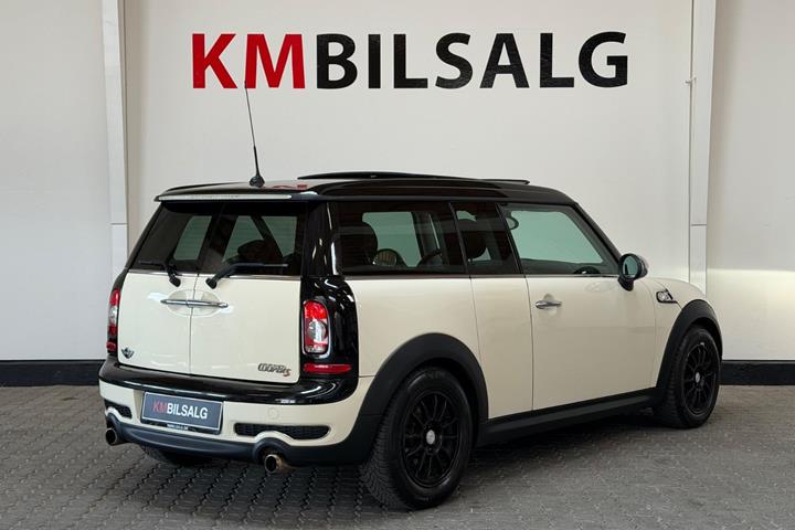 Hvid Mini Clubman Cooper S fra 2007