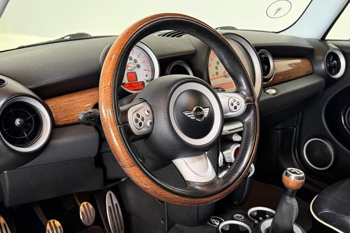 Hvid Mini Clubman Cooper S fra 2007