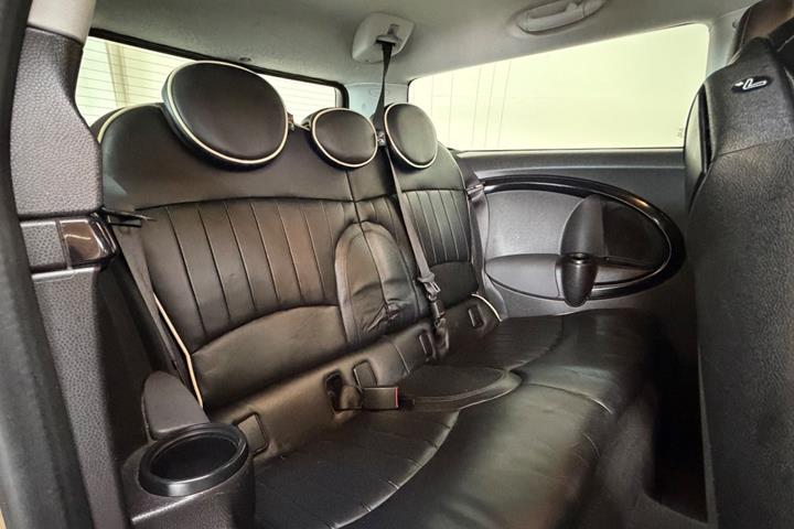Hvid Mini Clubman Cooper S fra 2007