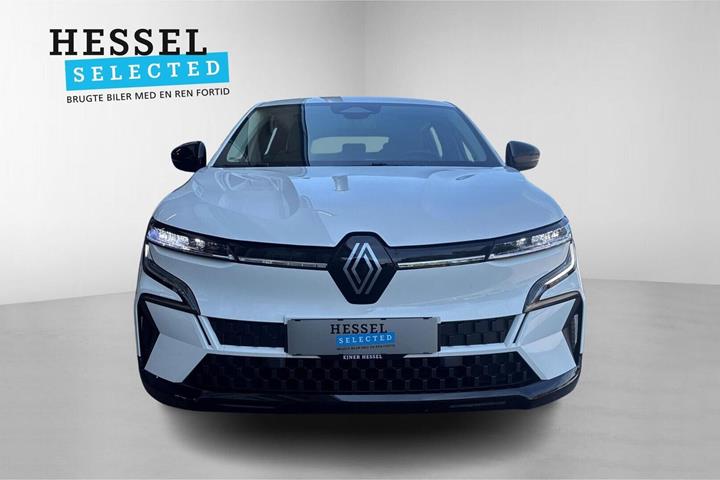 Hvid Renault Megane E-Tech fra 2023