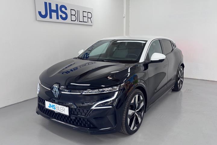 Sort Renault Megane E-Tech fra 2024 set udefra