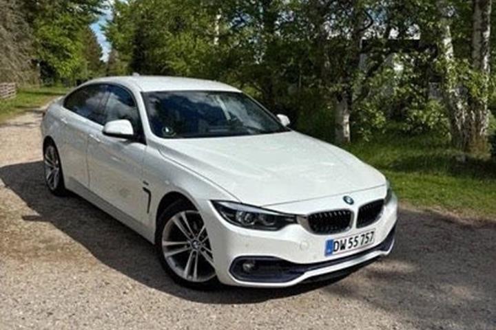 Hvid BMW 420i fra 2018 set udefra